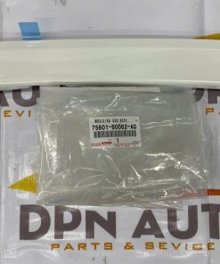 7560160062A0 Ốp Nhựa Tai Xe Trước TOYOTA Land Cruiser LC300 2021-2024 Vế Phải(RH)75601-60062-A0